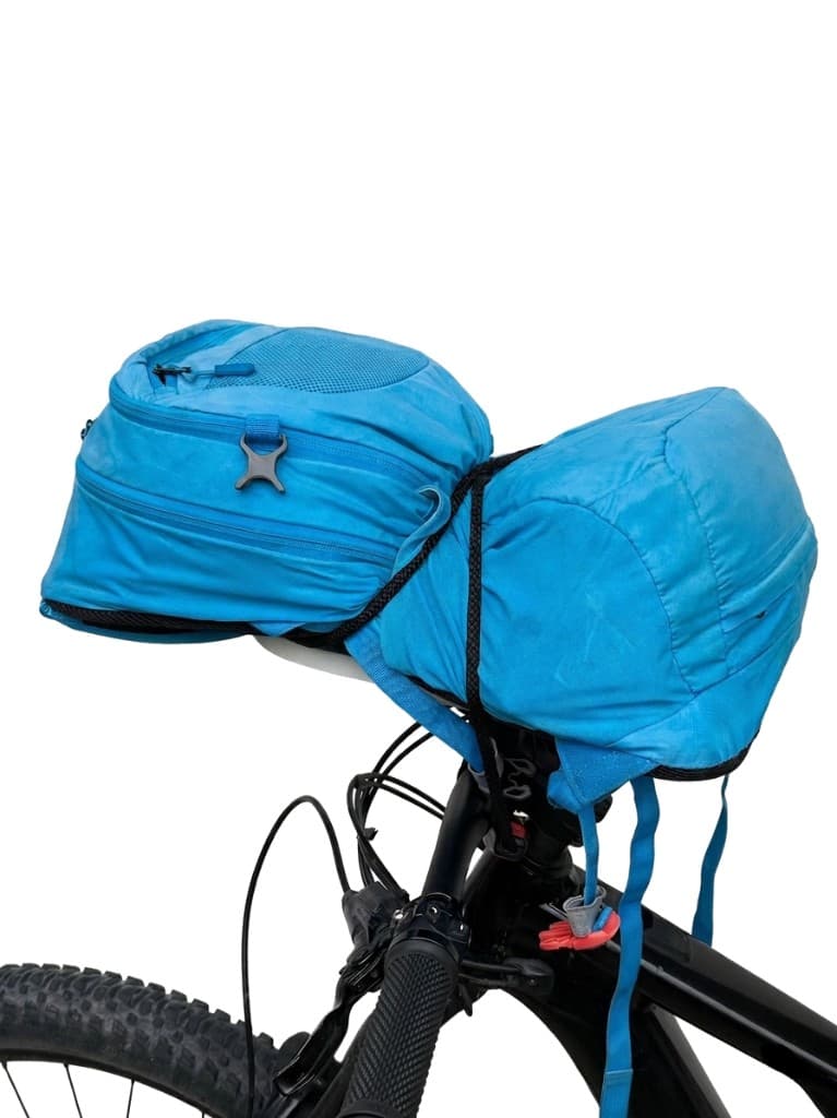 Front Träger mit Rucksack am Genial-Biken Gepäcksystem